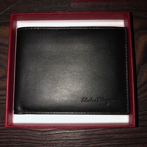 Salvatore Ferraro Wallet